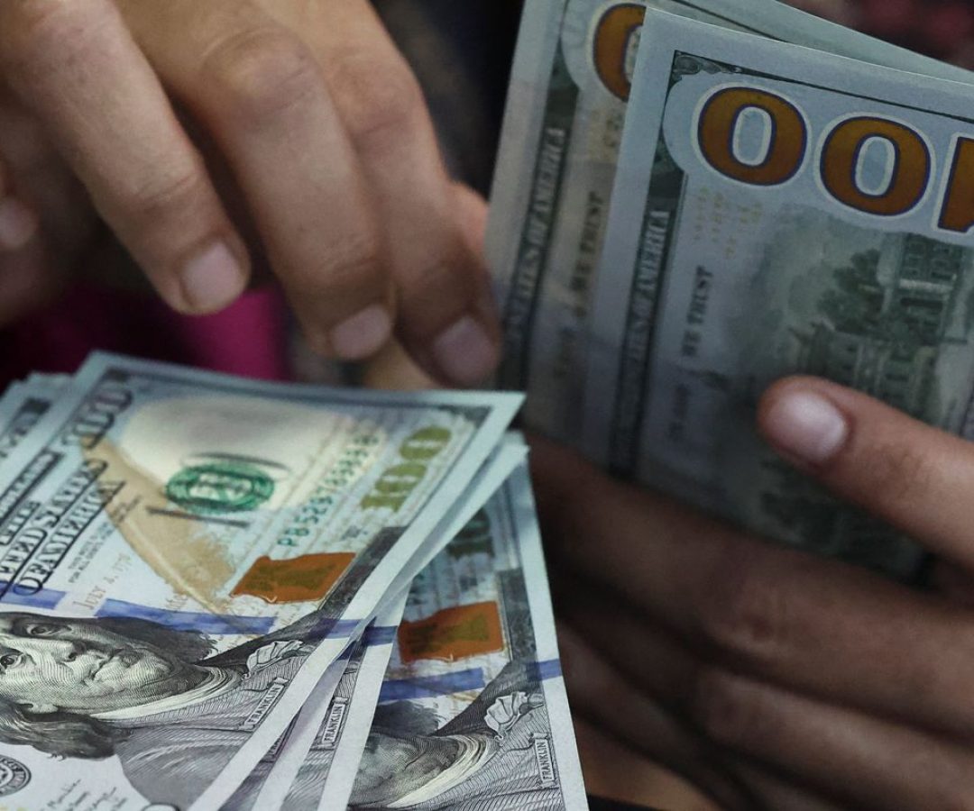 Dólar sobe para R$ 5,22 e atinge maior nível desde março
