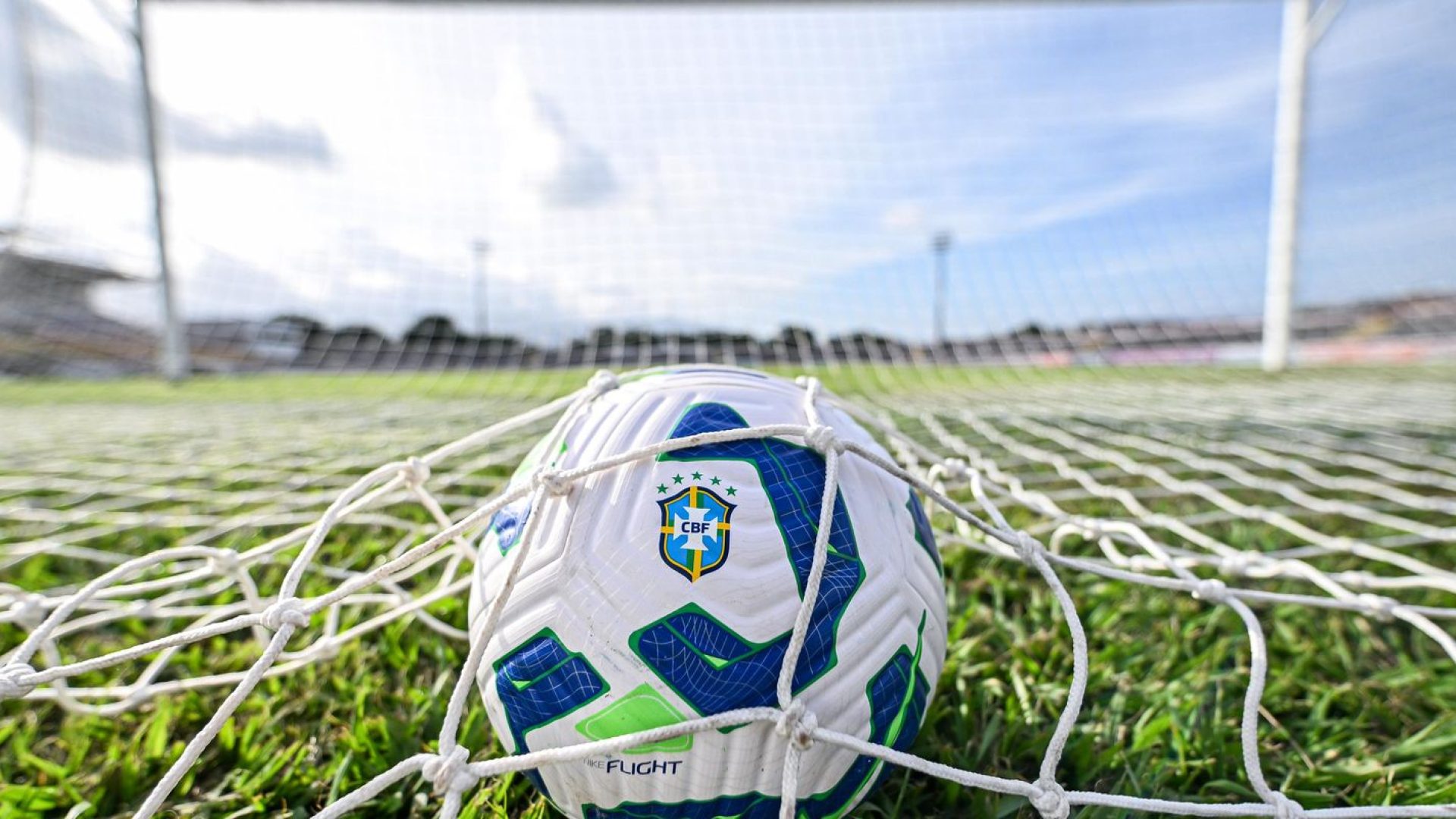 Visitantes abrem vantagem na briga por acesso ao Brasileirão Feminino