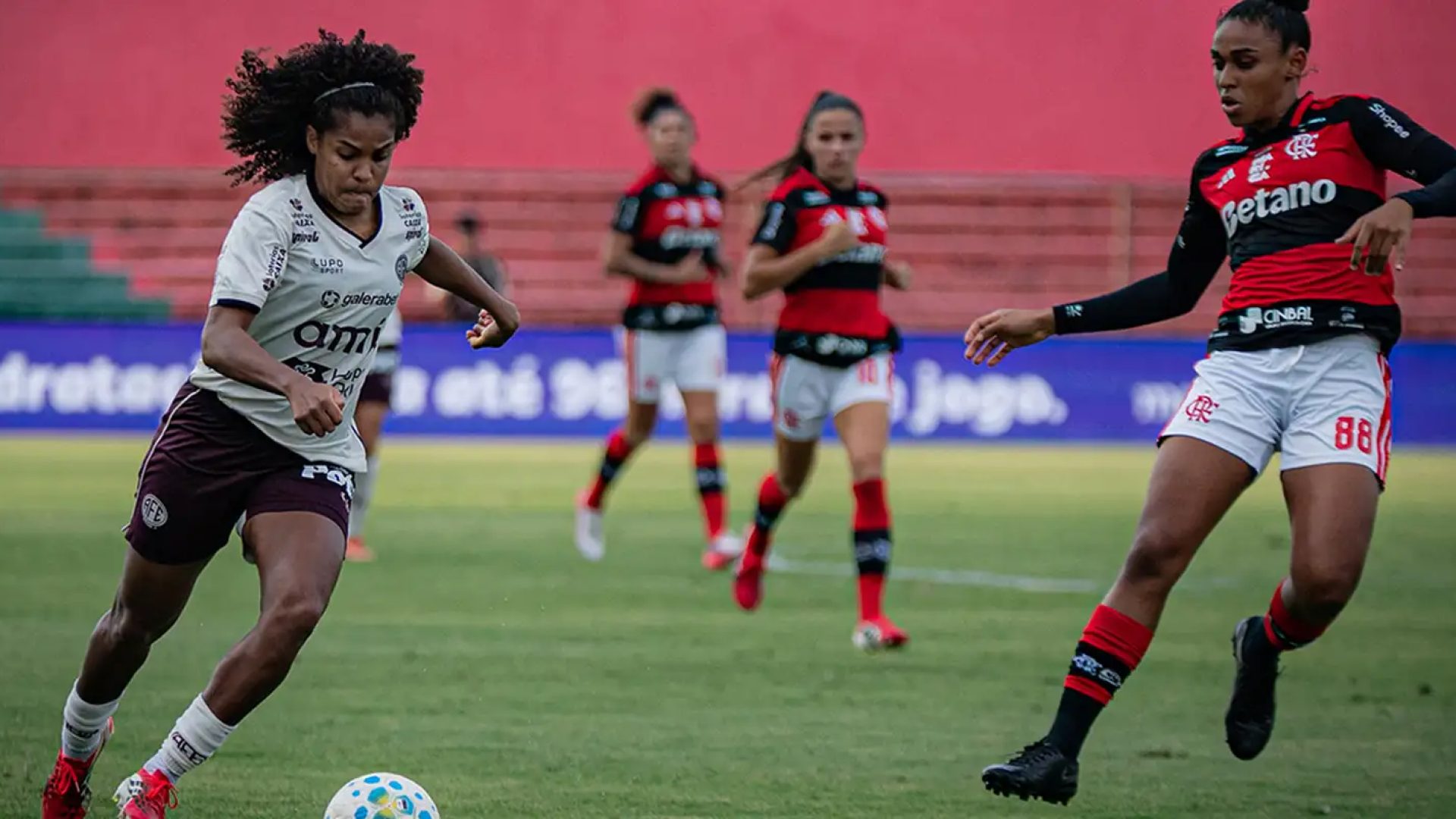 Saiba as diretrizes para desenvolvimento do futebol feminino no Brasil