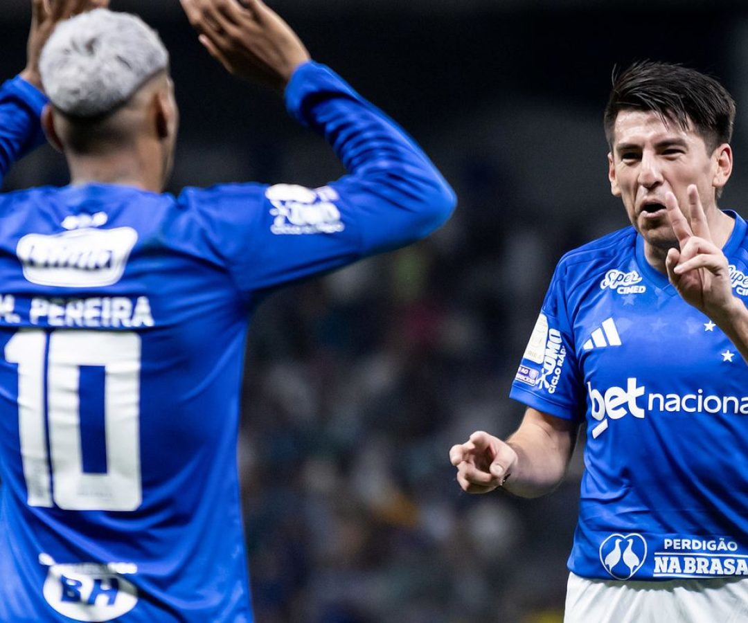 Cruzeiro vence Flamengo e Palmeiras agradece no Brasileirão