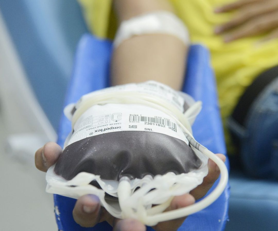 Doação de sangue: espera para quem fez tatuagem e piercing será menor