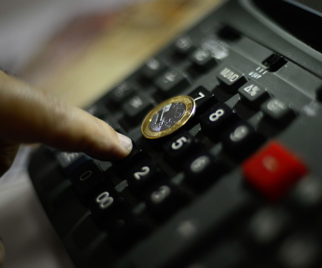 Prévia da inflação oficial fica em 0,06% em julho, diz IBGE