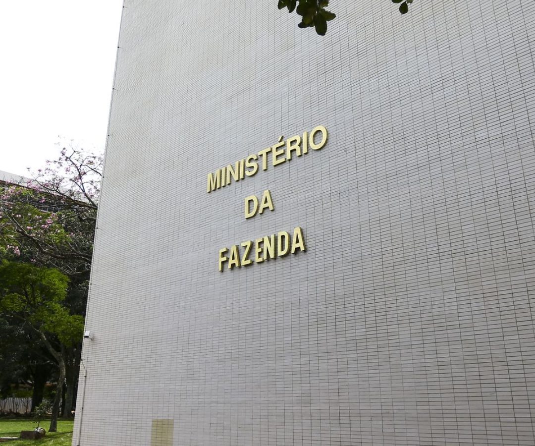 Governo Central tem superávit de R$ 10,8 bilhões em julho