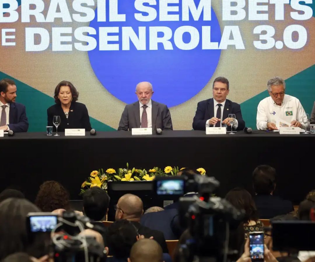 Governo cria terceira fase do Desenrola com compra de dívidas pela Uni