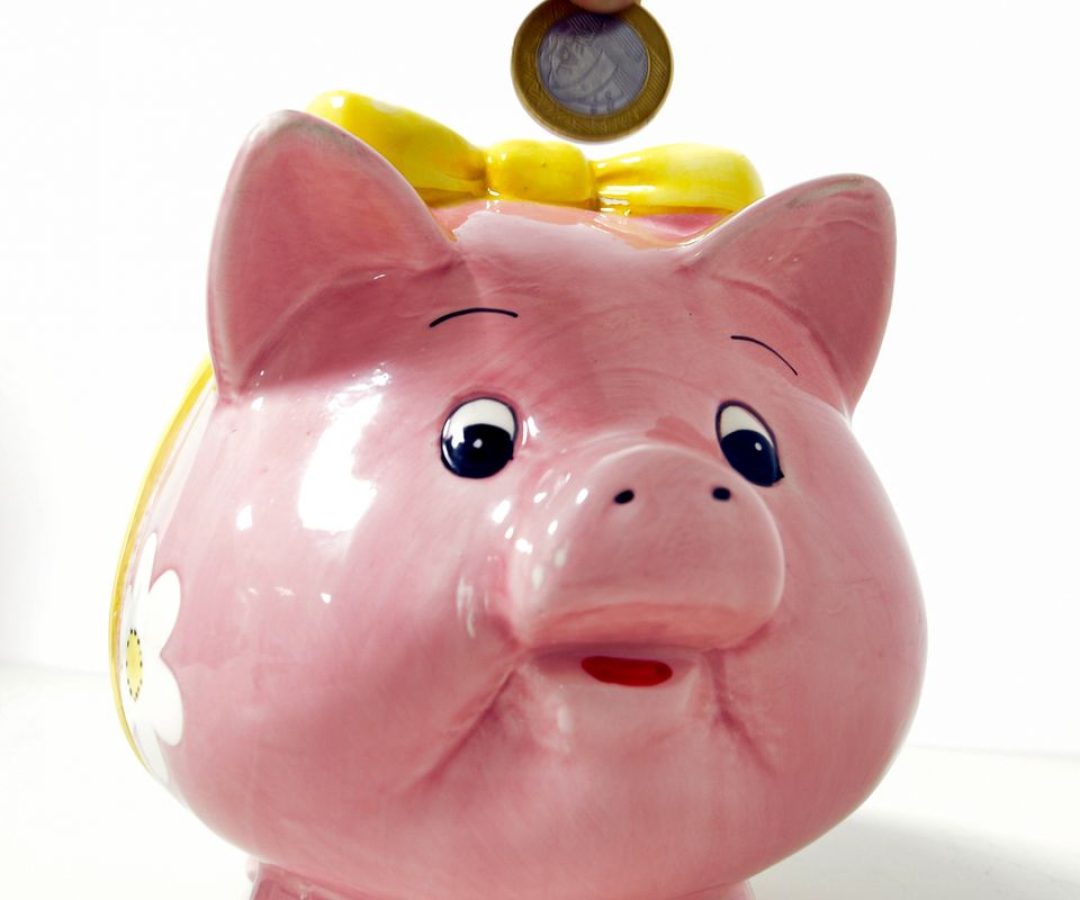 Retiradas da poupança superam depósitos em R$ 7,15 bilhões em julho