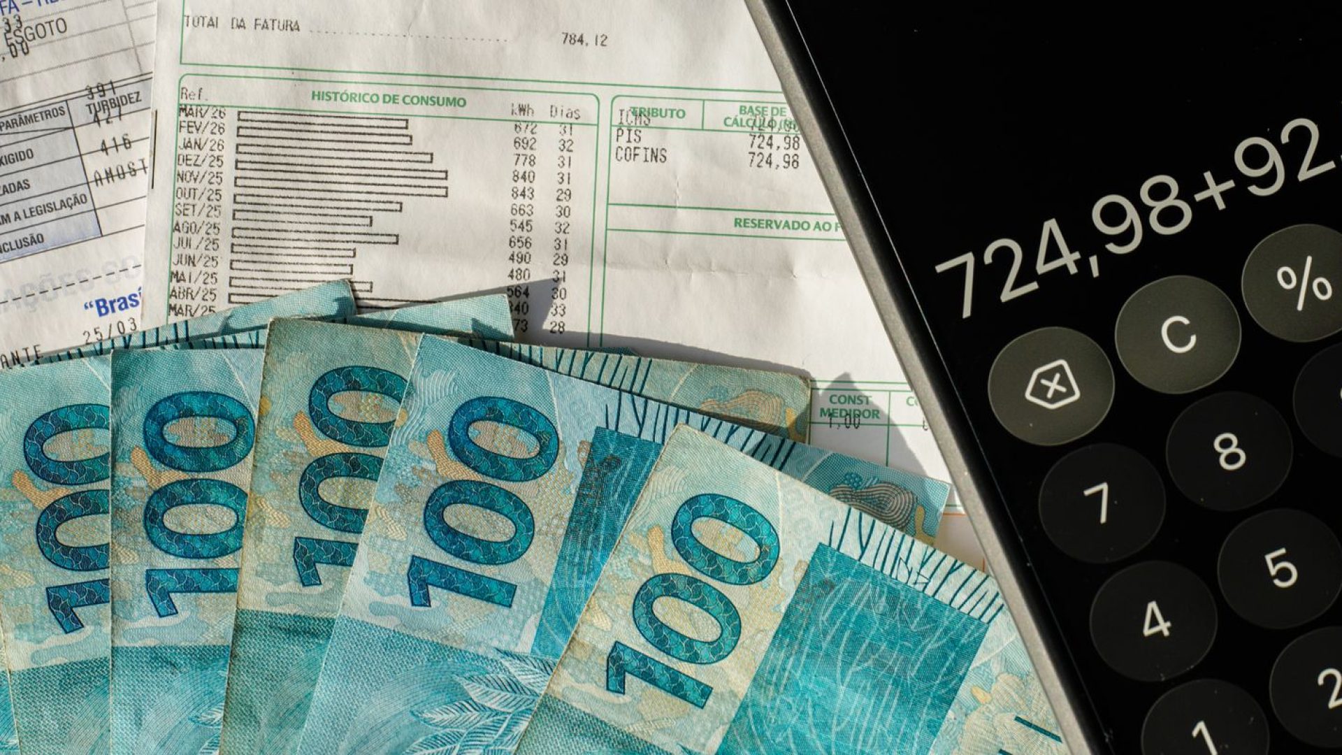 Arrecadação federal ultrapassa R$ 2 trilhões em oito meses