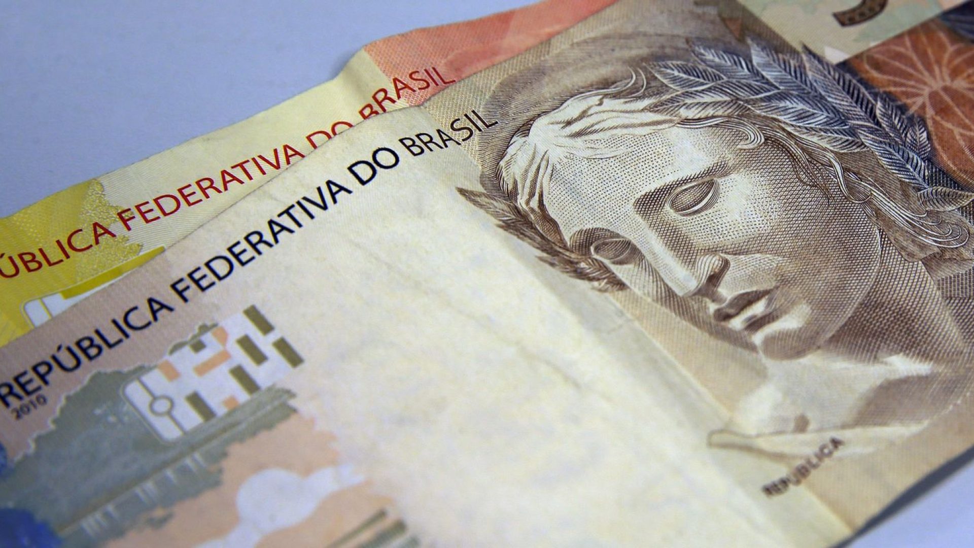 Beneficiários com NIS de final 7 recebem Bolsa Família de julho