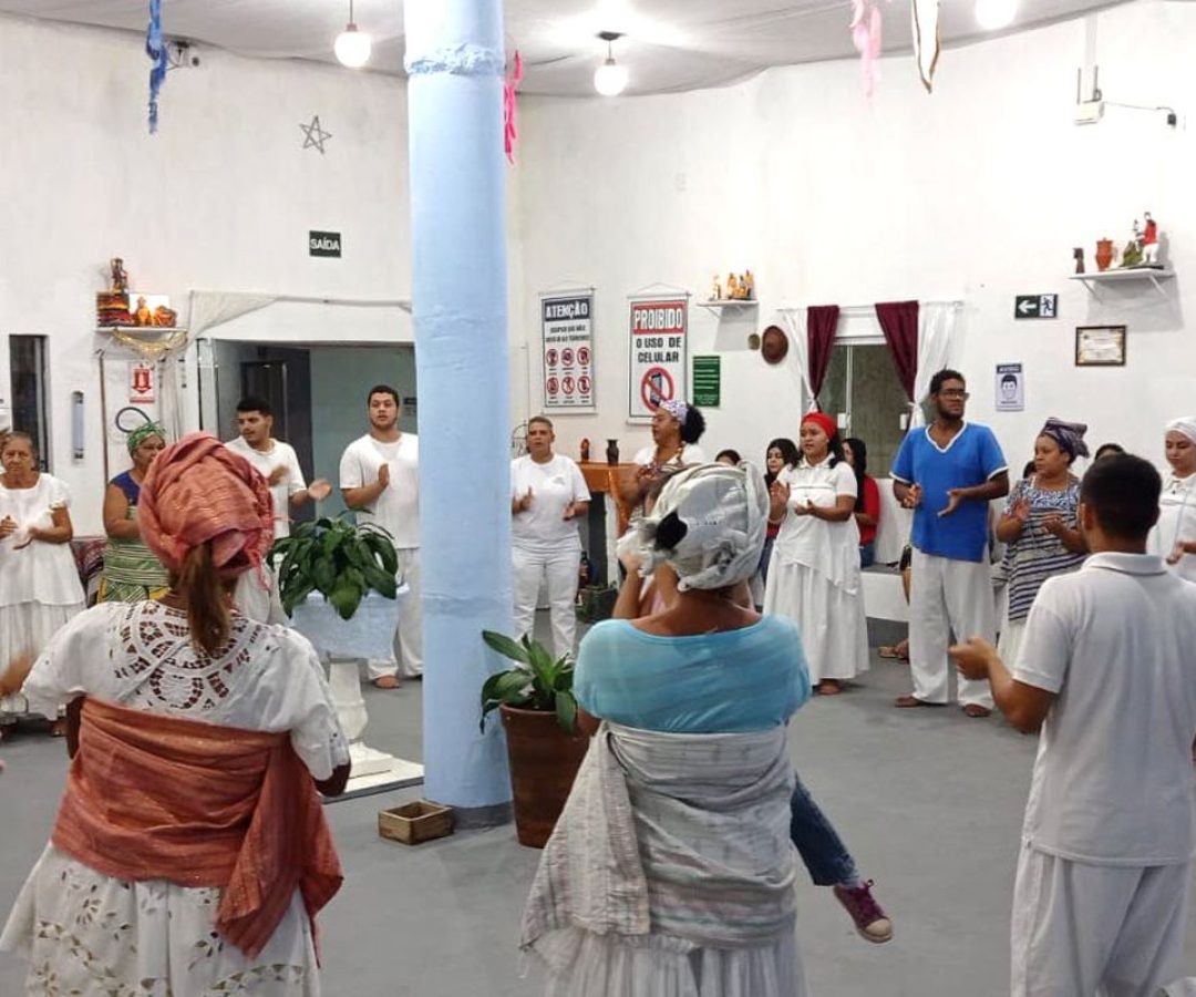 Eleitores de religiões afro se sentem invisíveis em campanha eleitoral